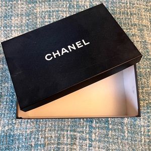 CHANEL Vintage Empty Shoe Box